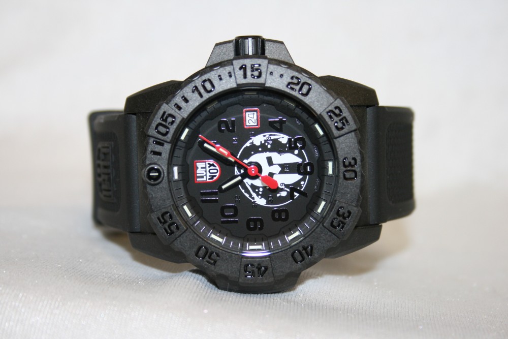 luminox spartan